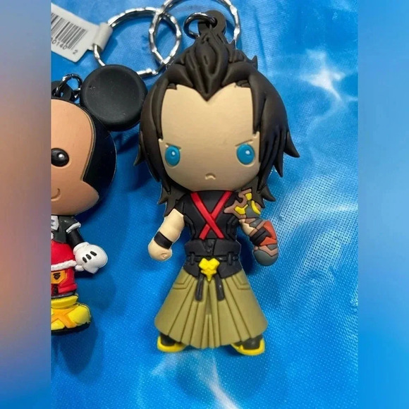 Kingdom Hearts - Mystery Bag Keychains - King Mickey Mouse & Terra - Picture 4 of 5